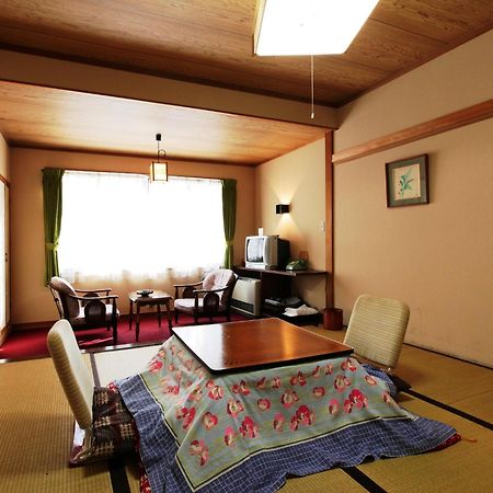 Hotel Kose Onsen Karuizawa Habitación foto